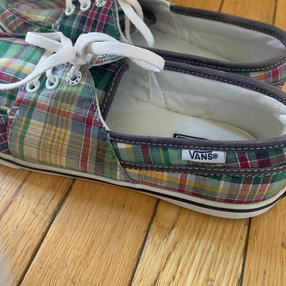 Vans! - Picture 7 of 9